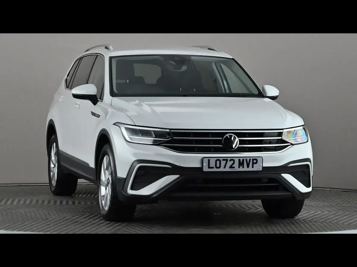 Used VW Tiguan Allspace Life 150 HP (110 kW) 2022 White SUV