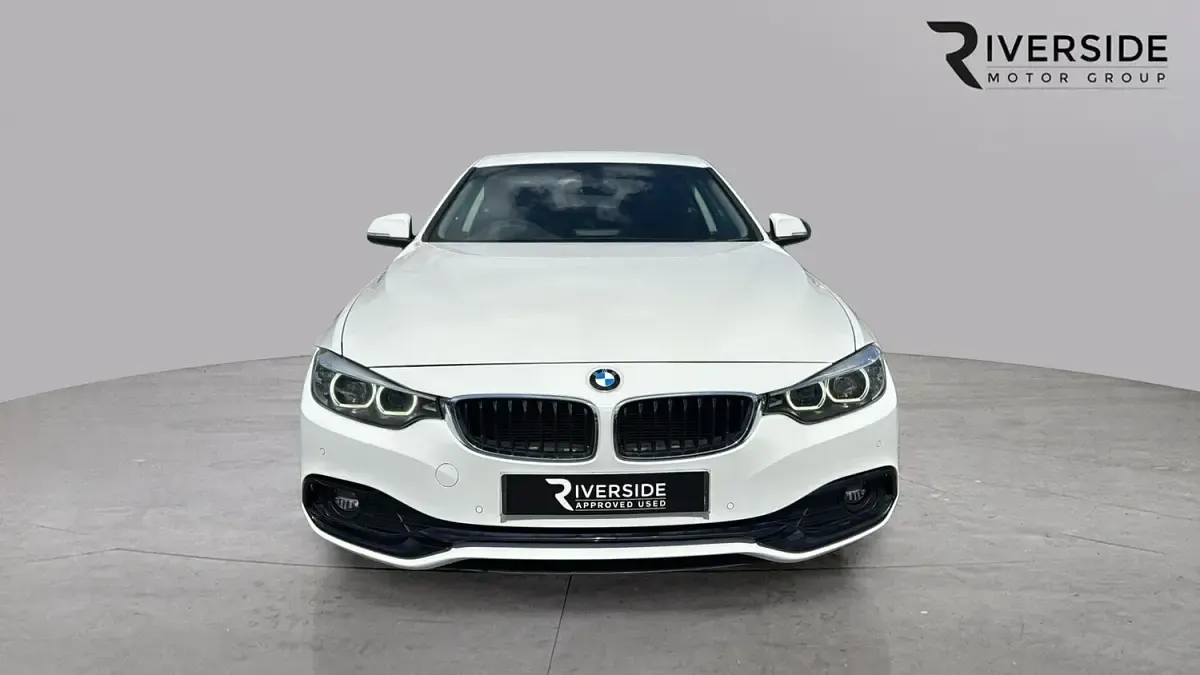 Used BMW 420 Coupé Sport Line 190 HP (139 kW) 2019 Alpine white Coupe