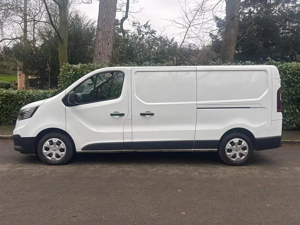 Usado Renault Trafic 2023 Branco