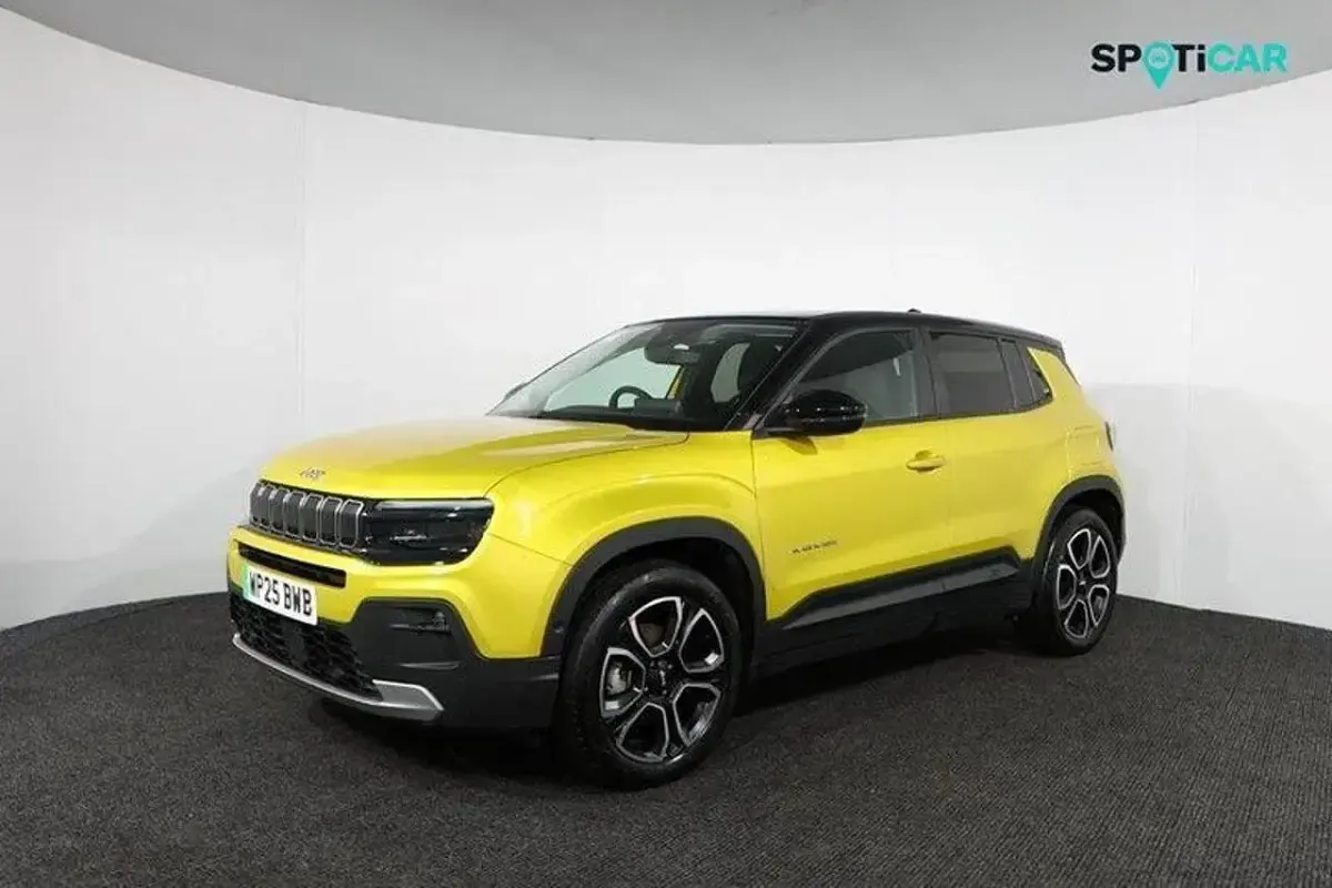 Used Jeep Avenger EV Summit 114 kW (156 HP) 2025 Yellow/black SUV