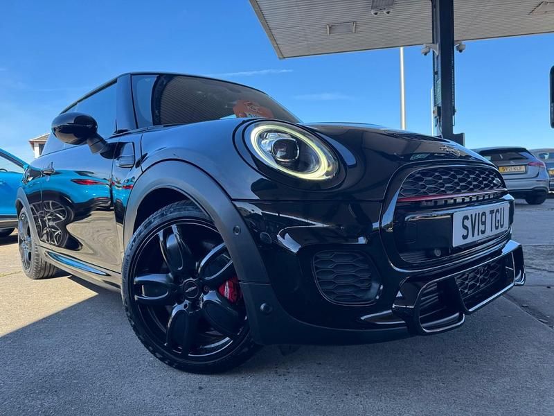 Begagnad Mini John Cooper Works Hatch 2019 Svart Halvkombi