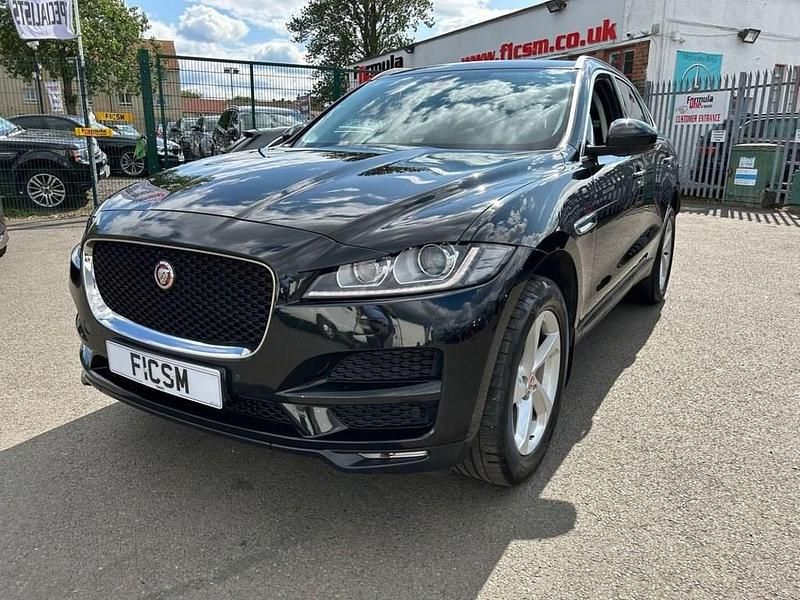 Used Jaguar F-Pace Portfolio 178 HP (130 kW) 2017 Black SUV