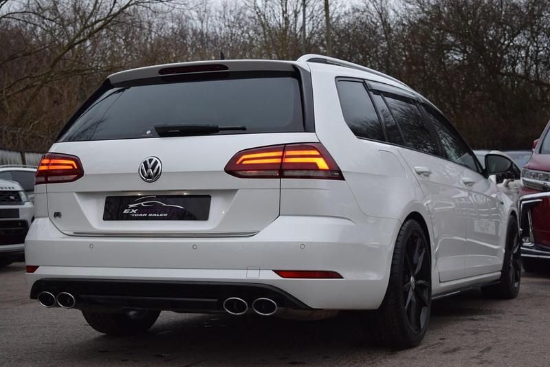 Usado VW Golf VII 2018 Branco Carrinha
