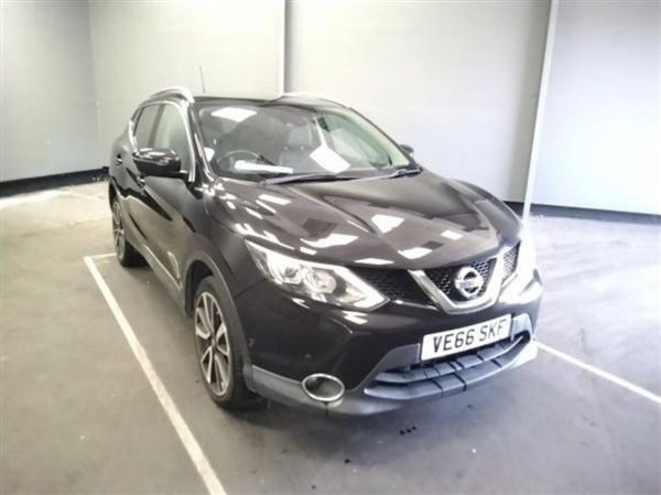 Black Used 2016 Nissan Qashqai S SUV | £8,699 (Fair price) - Image 1/1