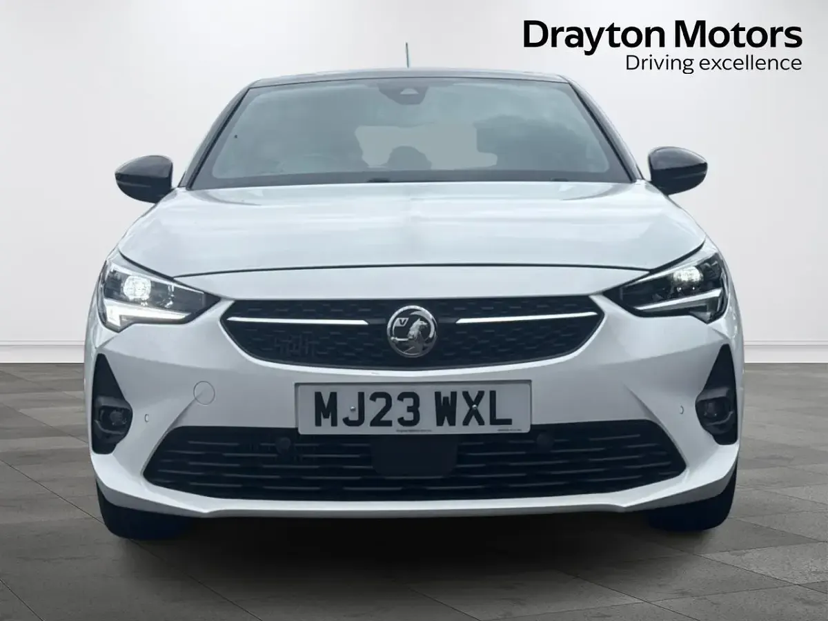 Used Vauxhall Corsa Ultimate 130 HP (95 kW) 2023 White Hatchback