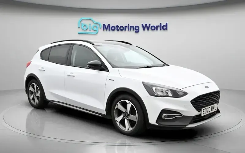 Begagnad Ford Focus Active 125 HK (91 kW) 2020 Vit Halvkombi