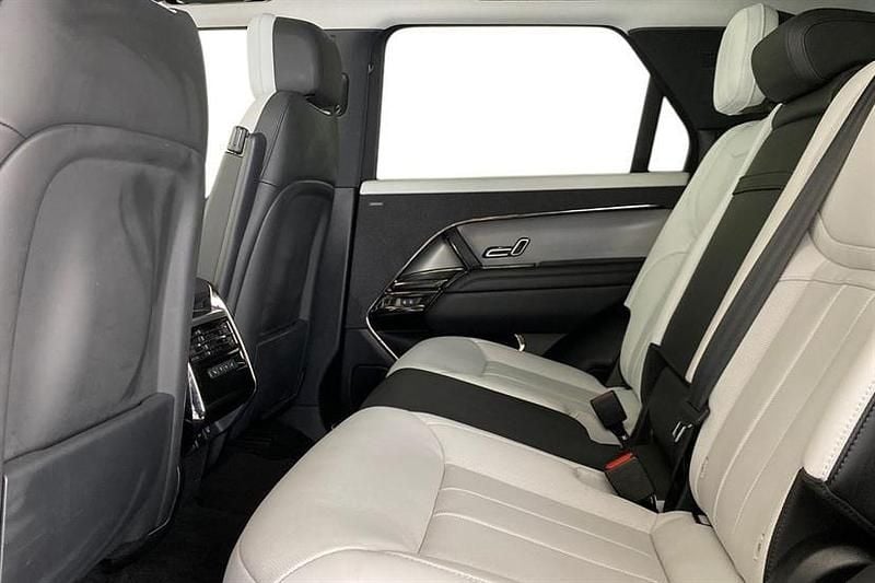 Used Land Rover Range Rover Sport SE Dynamic 460 HP (338 kW) 2024 Grey SUV