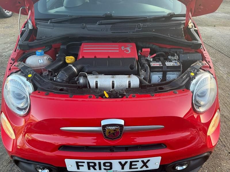 Used Abarth 595 145 HP (106 kW) 2019 Red Hatchback