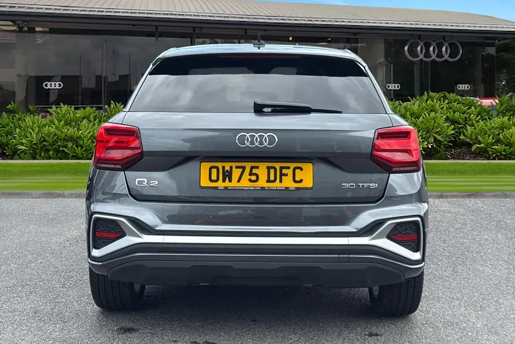 Used Audi Q2 S-Line 116 HP (85 kW) 2025 Grey SUV
