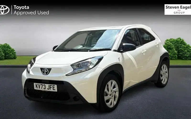 Used Toyota Aygo X PURE 72 HP (52 kW) 2025 SUV