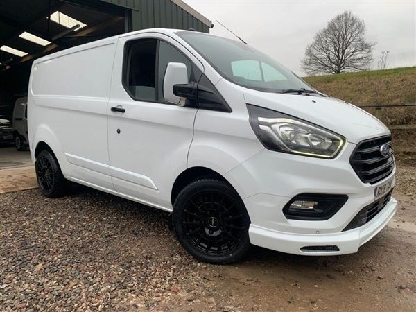 White Used 2018 Ford Transit Custom Trend | £9,995 (Fair price) - Image 1/1