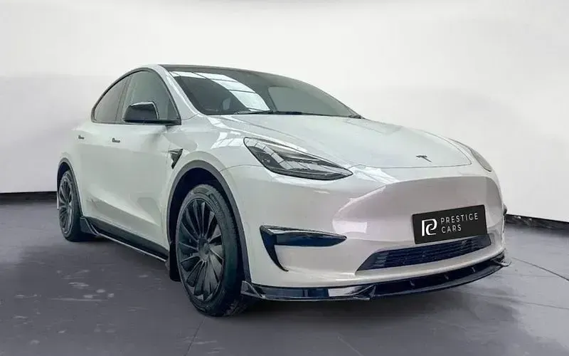 Used Tesla Model Y Standard Range 219 kW (299 HP) 2024 SUV