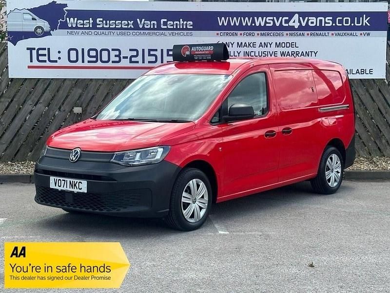 Red Used 2022 VW Caddy Maxi MPV | £14,495 (Super price) - Image 1/3