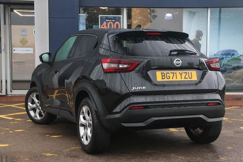 Black Used 2021 Nissan Juke N-Connecta SUV | £13,220 (Good price) - Image 1/3