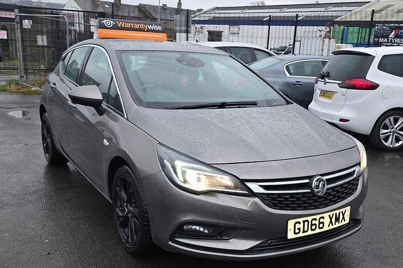 Grey Used 2017 Vauxhall Astra SRi Hatchback | £4,295 (Super price) - Image 1/1