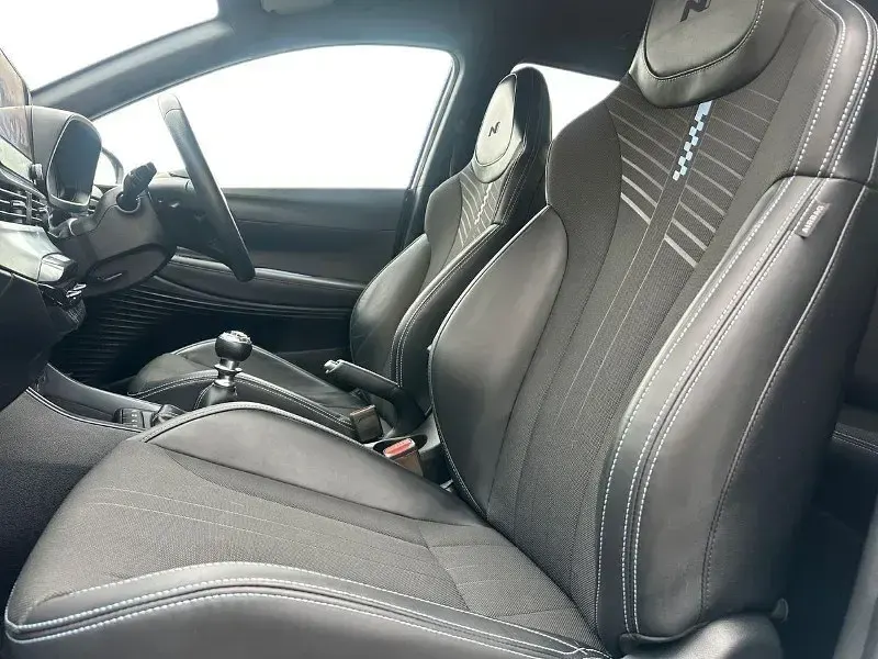 Używany Hyundai i20 204 KM (150 kW) 2024 Niebieski Hatchback