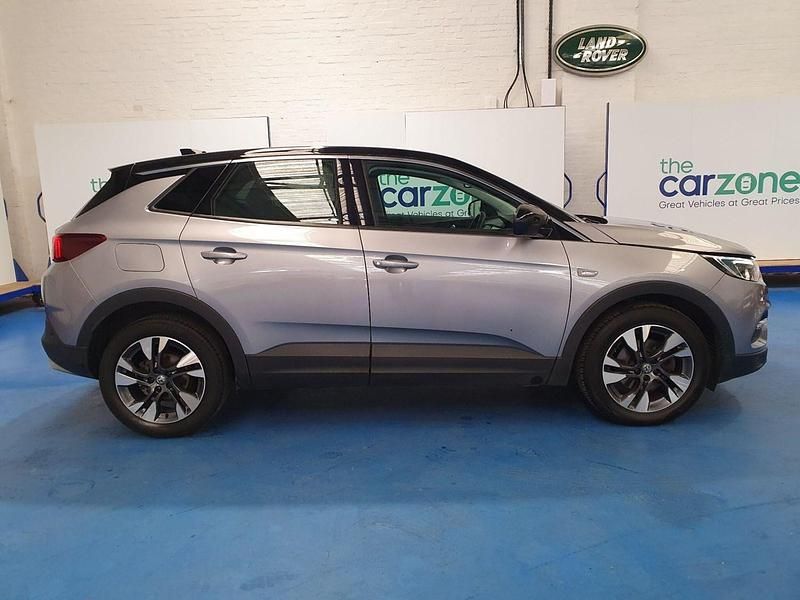 Used Vauxhall Grandland X Sport 130 HP (95 kW) 2019 Grey SUV