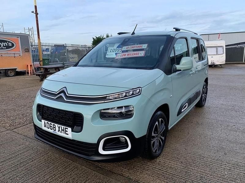 Green Used 2019 Citroën Berlingo Flair MPV | £10,995 (Super price) - Image 1/4