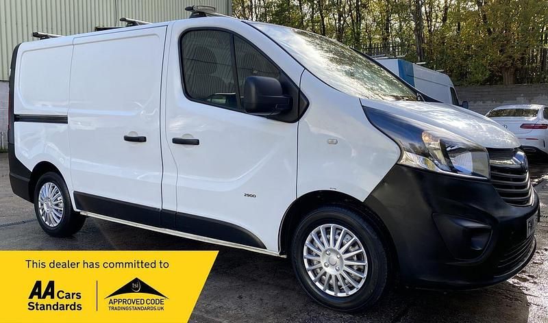 White Used 2016 Vauxhall Vivaro Van | £5,995 - Image 1/2