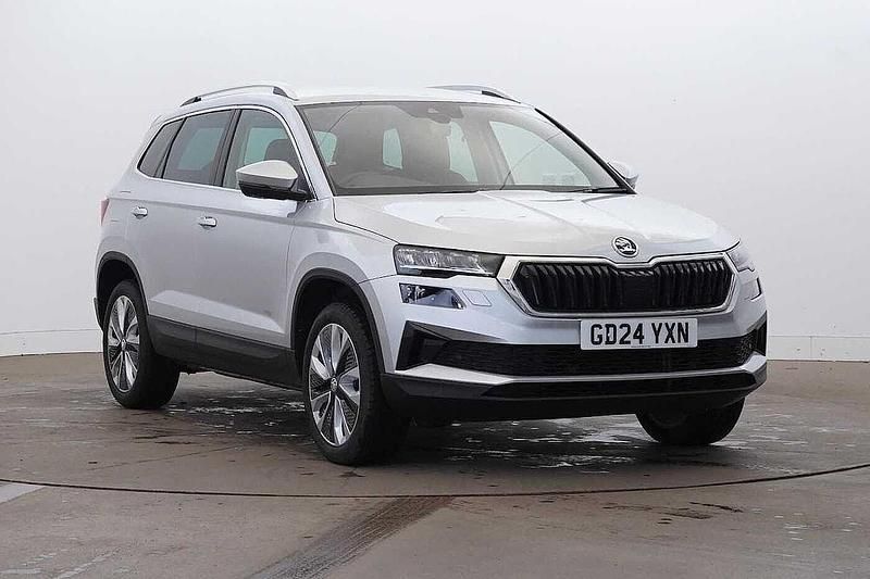Brilliant silver metallic Used 2024 Skoda Karoq SE L SUV | £20,995 (Fair price) - Image 1/4