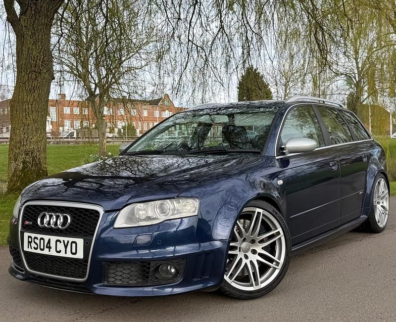 Used Audi RS4 420 HP (308 kW) 2007 Blue Estate