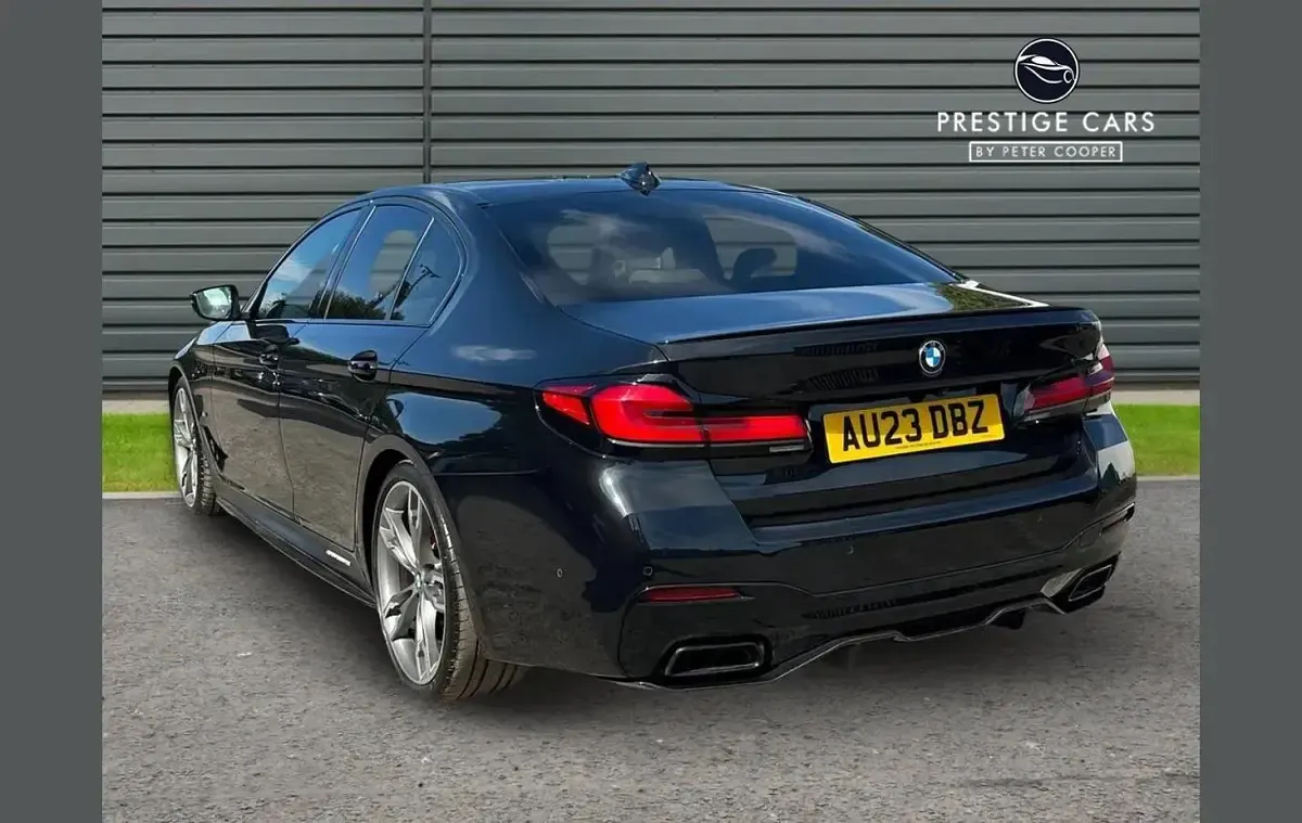 Used BMW M550 Comfort Edition 523 HP (384 kW) 2023 Black Sedan