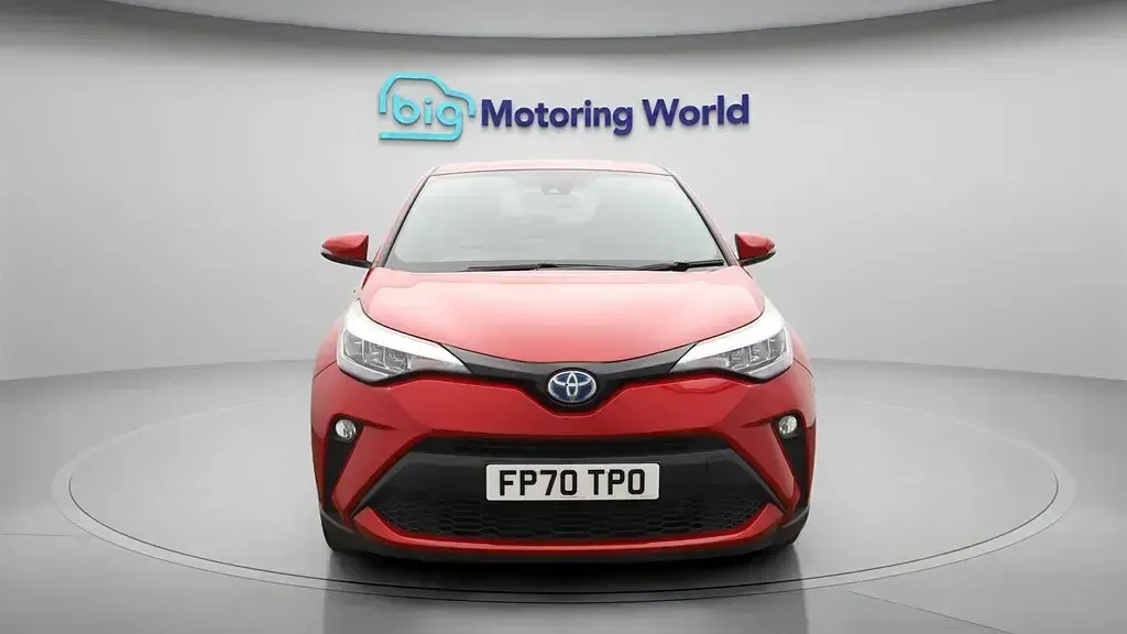 Używany Toyota C-HR Design 122 KM (89 kW) 2021 Czerwony SUV