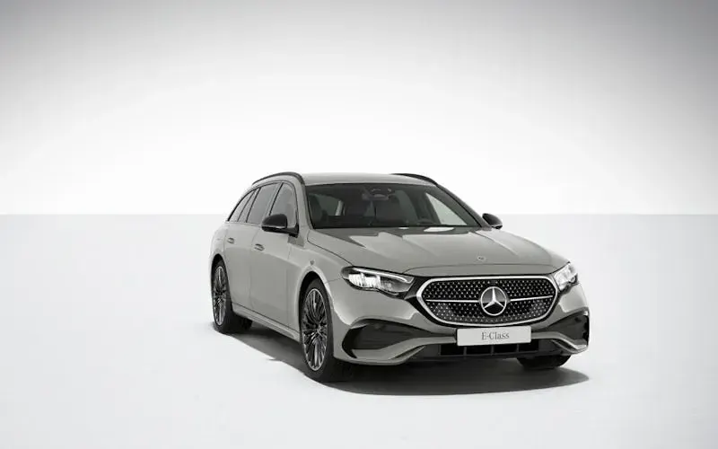 New Mercedes E300 Urban 313 HP (230 kW) 2026 Sedan