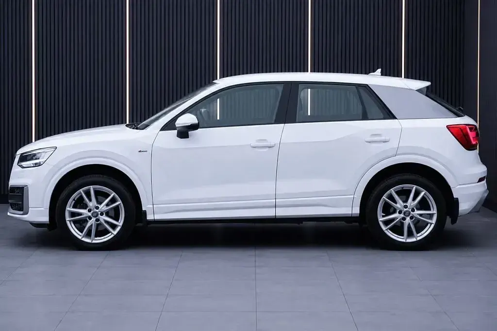 Used Audi Q2 S-Line 150 HP (110 kW) 2018 White SUV