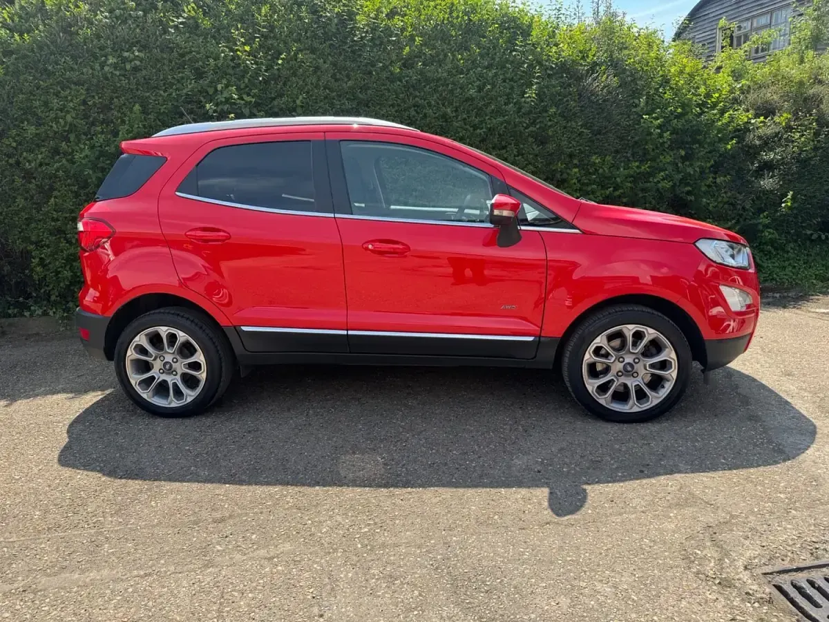 Used Ford Ecosport Titanium 125 HP (91 kW) 2018 Red SUV