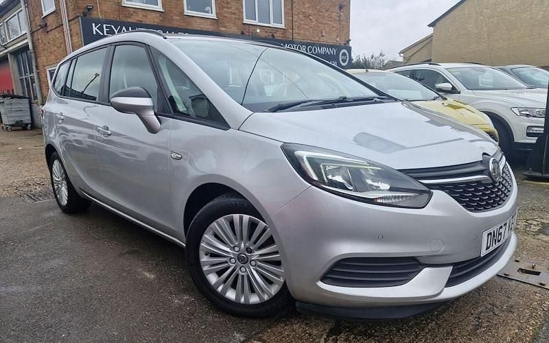 Used Vauxhall Zafira Tourer Design Edition 140 HP (102 kW) 2018 MPV