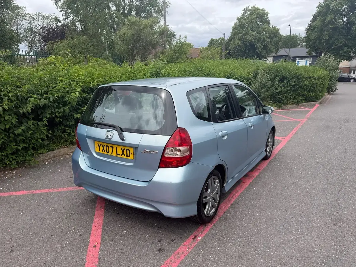 Used Honda Jazz Sport 83 HP (61 kW) 2007 Blue Hatchback