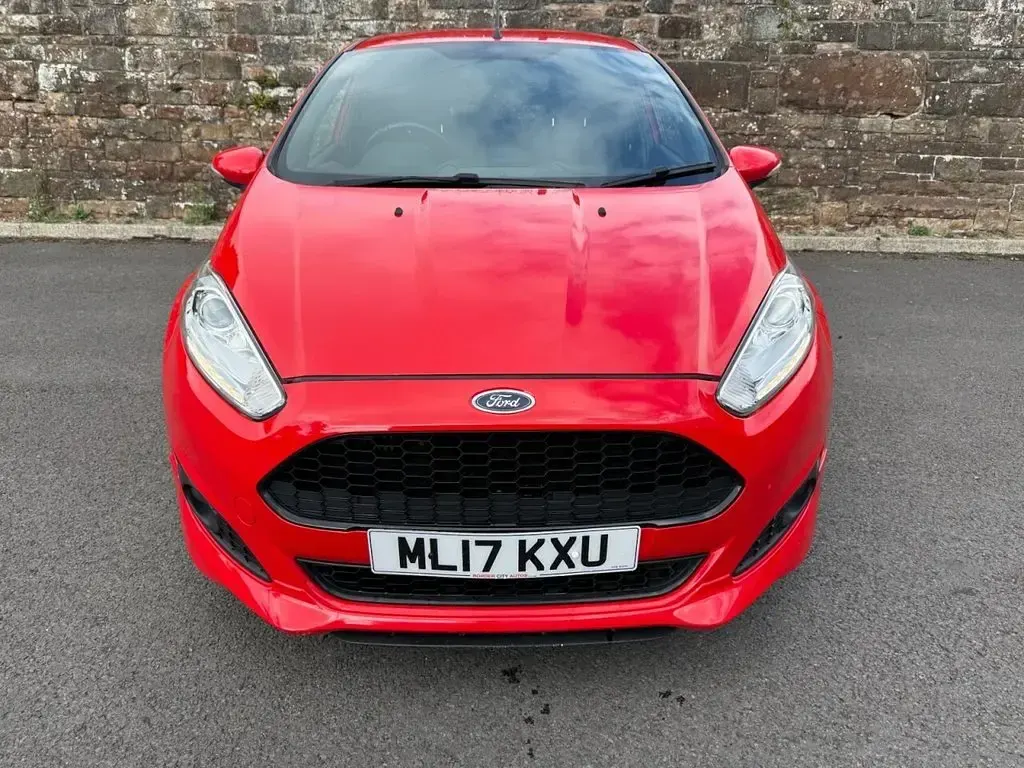 Used Ford Fiesta ST-Line 95 HP (69 kW) 2017 Red Hatchback