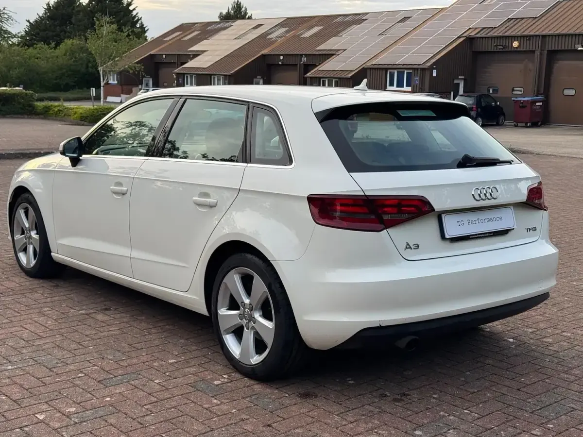 Used Audi A3 Sportback Sport 2014 White Hatchback