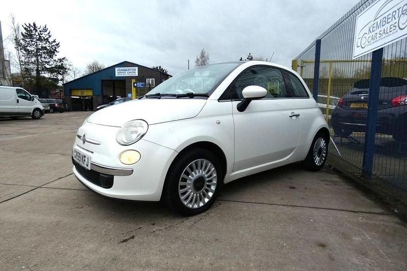 Used Fiat 500 Lounge 69 HP (50 kW) 2009 White Hatchback