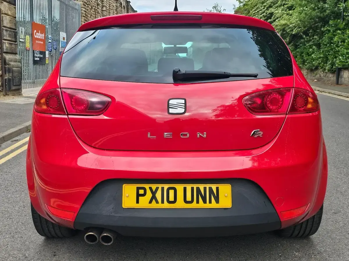 Used Seat Leon FR 2010 Red Hatchback