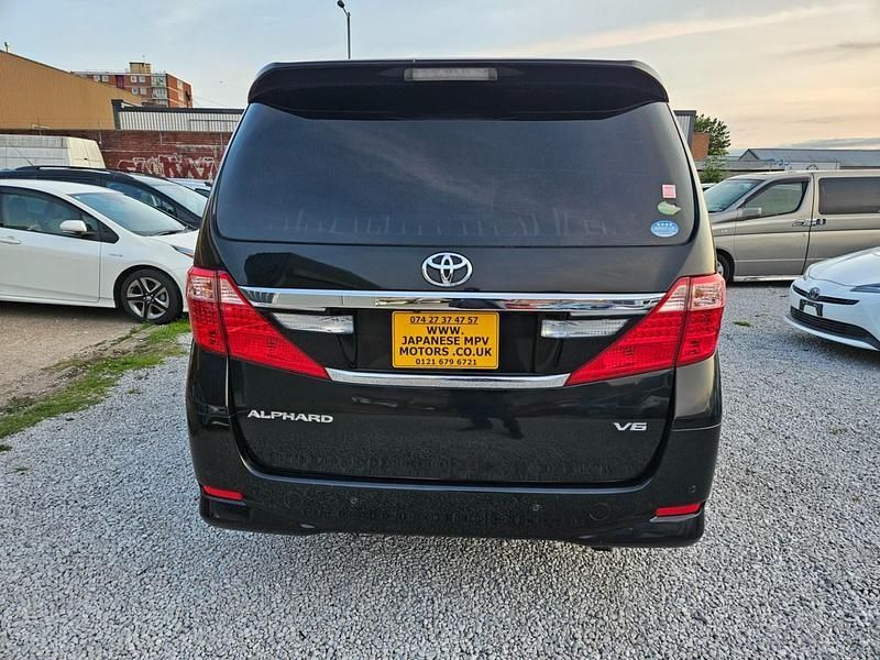 Begagnad Toyota Alphard 2011 Svart Minibuss