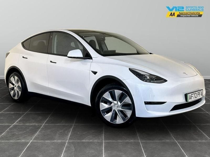 White Used 2022 Tesla Model Y Long Range AWD SUV | £24,295 (Good price) - Image 1/2