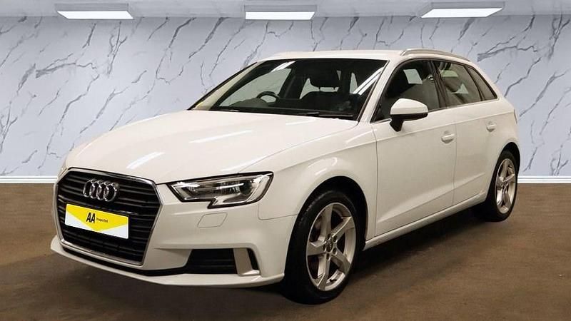 Used Audi A3 Sportback Sport 150 HP (110 kW) 2019 White Hatchback