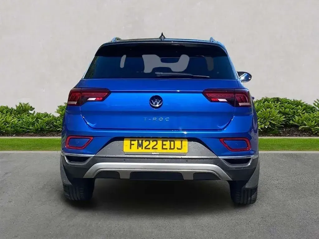 Used VW T-Roc Style 150 HP (110 kW) 2022 Blue SUV