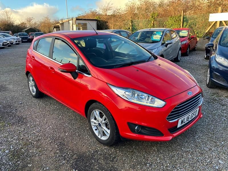 Used Ford Fiesta Zetec 2016 Red Hatchback