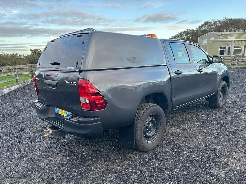 Used Toyota HiLux Active 2021 Grey Pickup