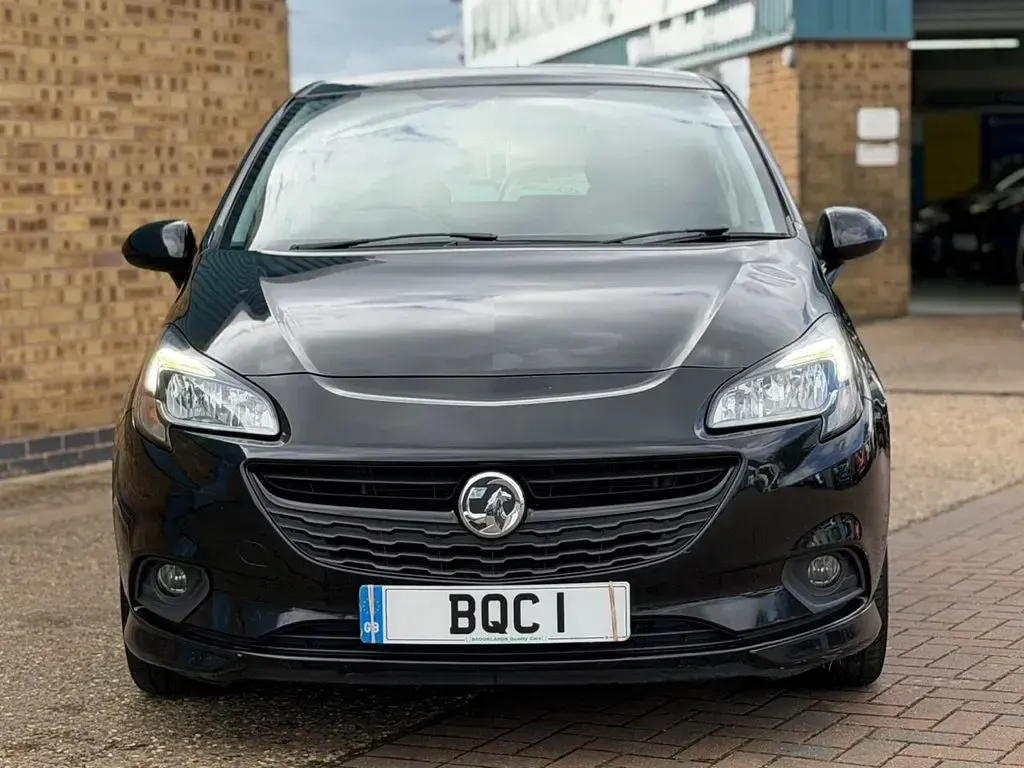 Used Vauxhall Corsa Edition 75 HP (55 kW) 2017 Black Hatchback