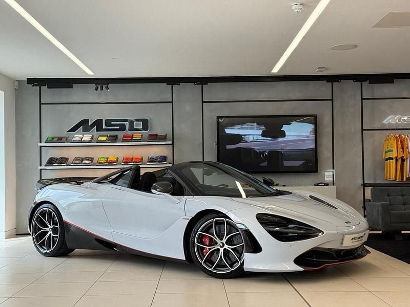 White Used 2021 McLaren 720S Cabriolet | £169,950 - Image 1/4
