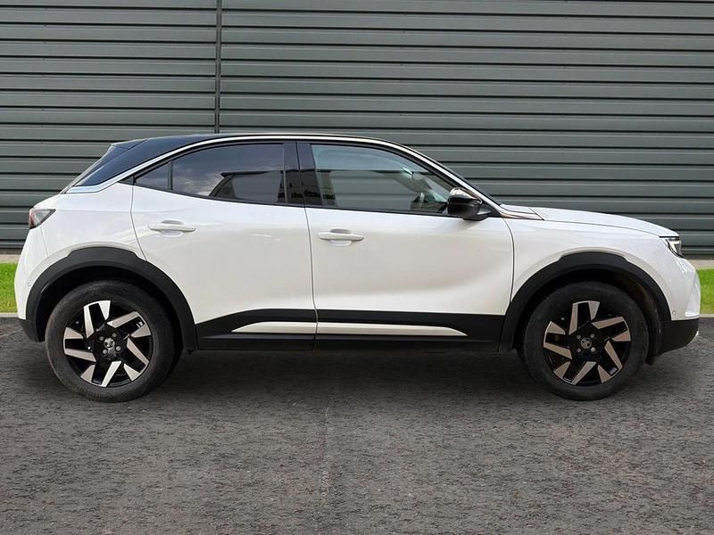 Used Vauxhall Mokka Elite 98 kW (134 HP) 2021 White SUV