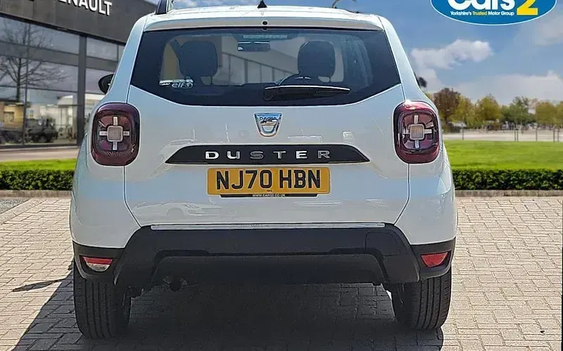 Used Dacia Duster Essentiel 101 HP (74 kW) 2020 White SUV