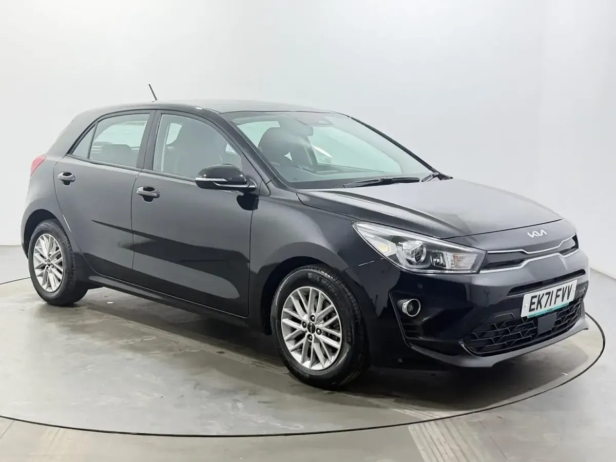 Used Kia Rio 84 HP (61 kW) 2021 Hatchback