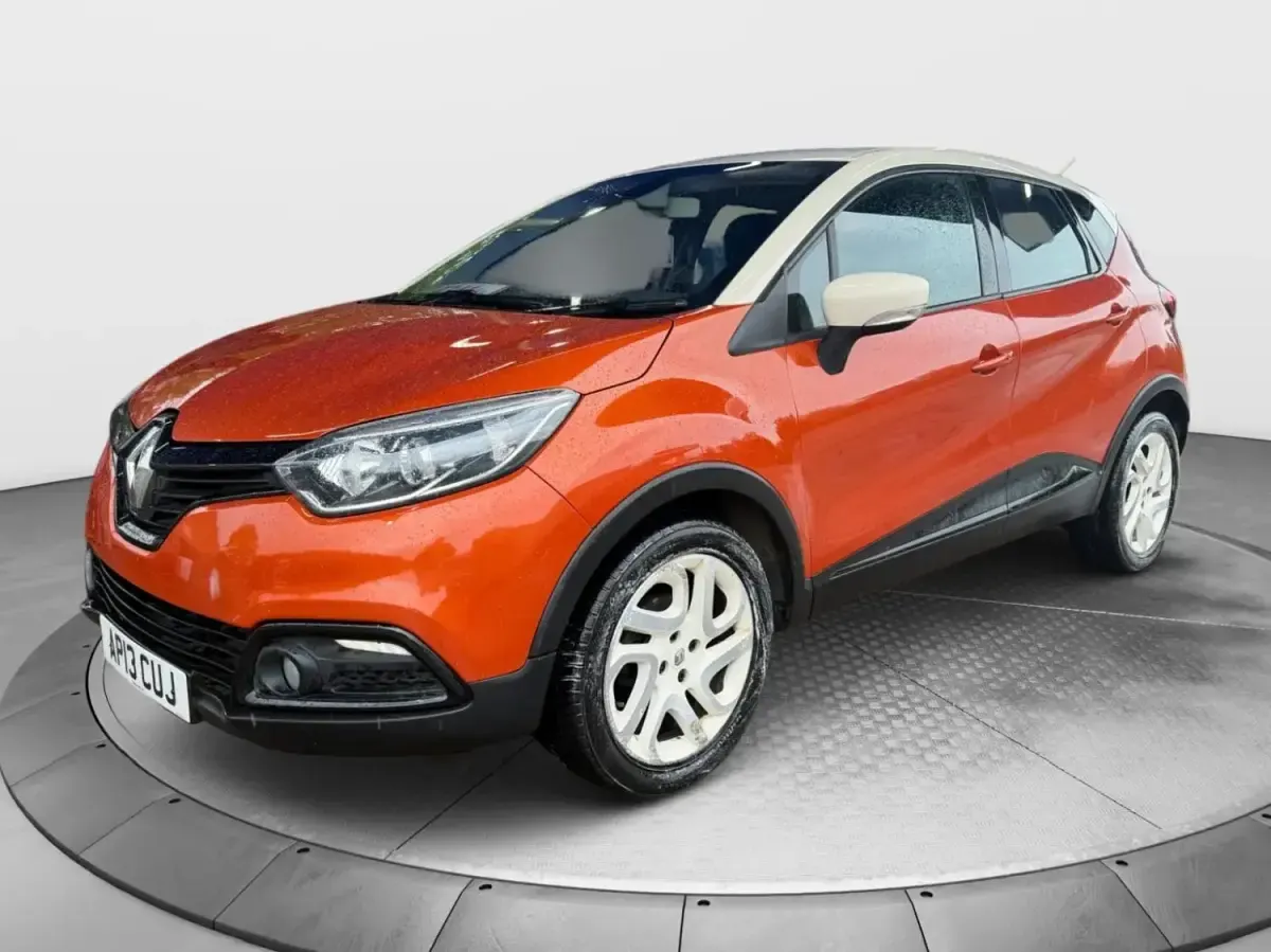 Używany Renault Captur Dynamique 90 KM (66 kW) 2013 Pomarańczowy SUV