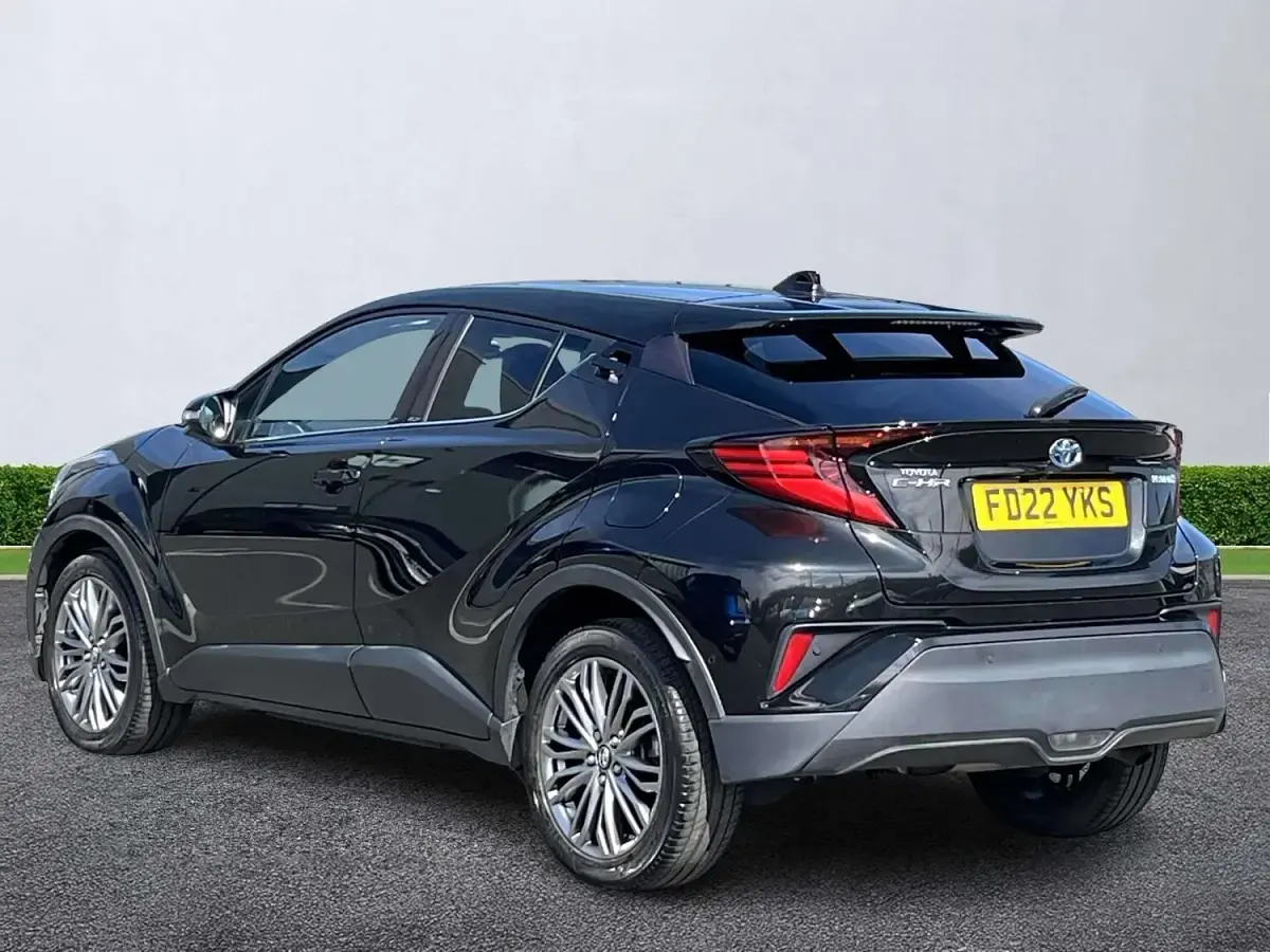 Used Toyota C-HR 122 HP (89 kW) 2022 Black SUV