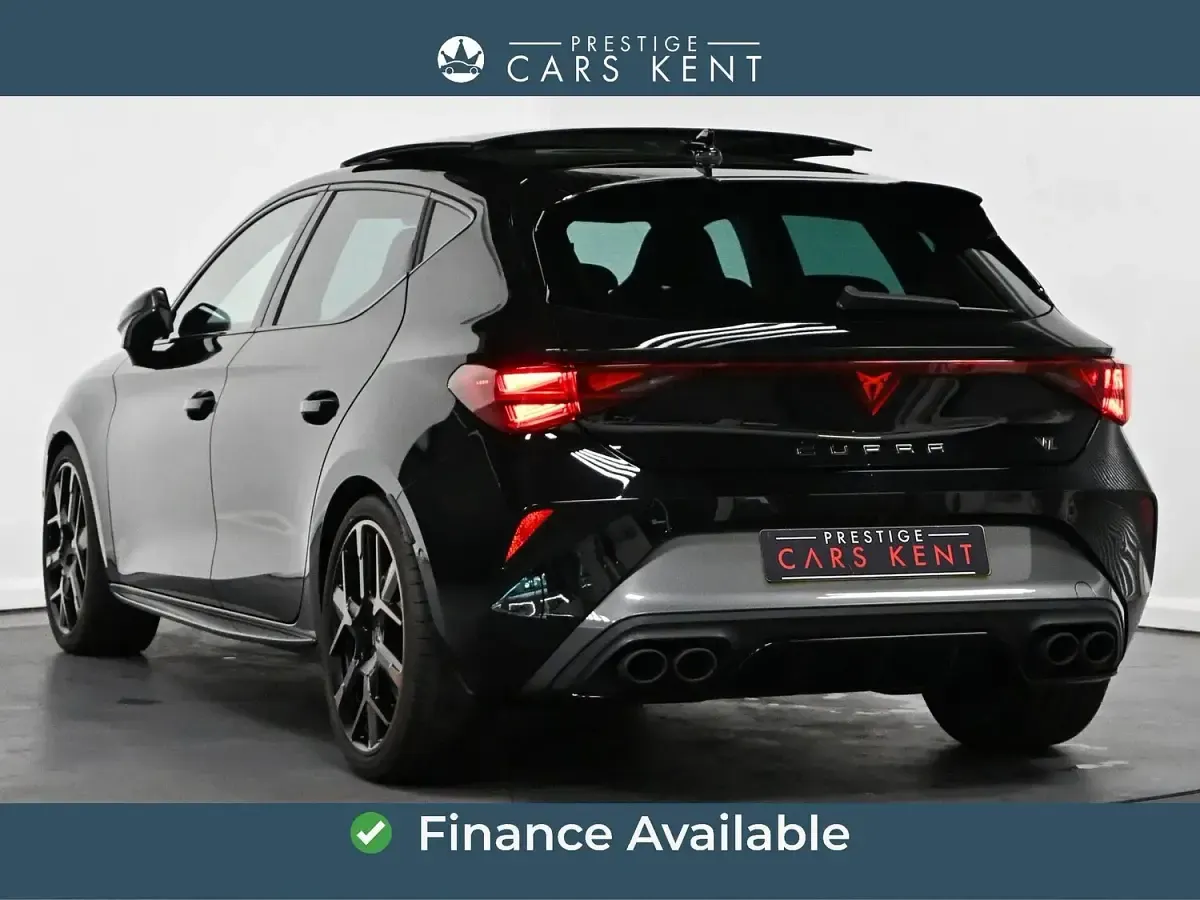 Used Cupra Leon VZ3 325 HP (239 kW) 2025 Black Hatchback